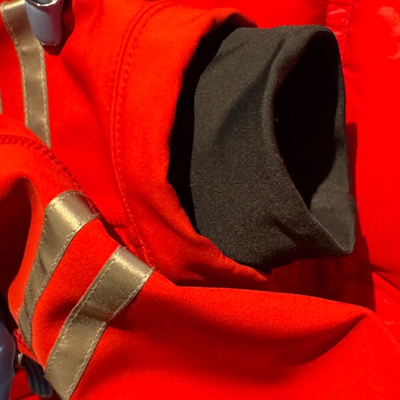 🇨🇦 Canada Goose Hybridge Jacket Small Red - Picture 14 of 16